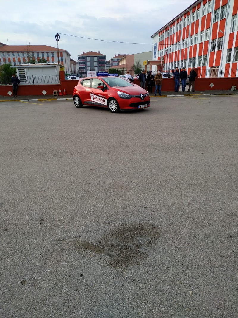 Öz Garanti Sürücü Kursu (Merkez Şubesi)