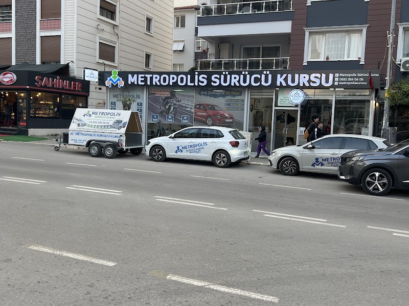 Metropolis Sürücü Kursu