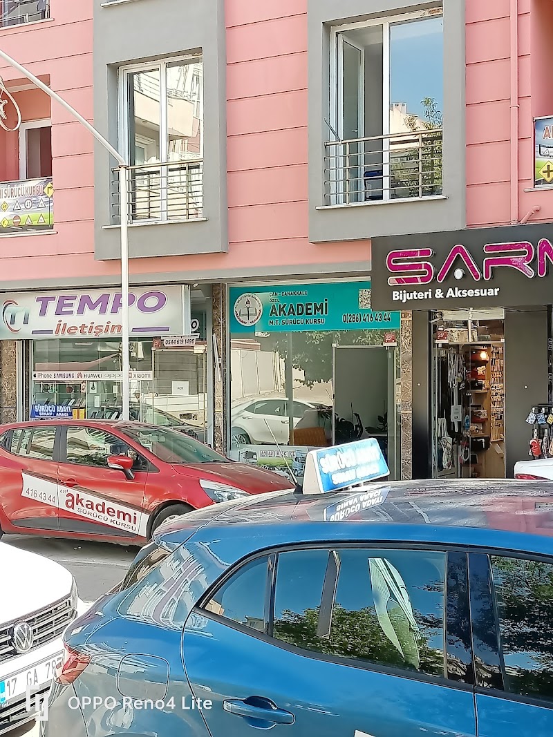 Akademi Sürücü Kursu