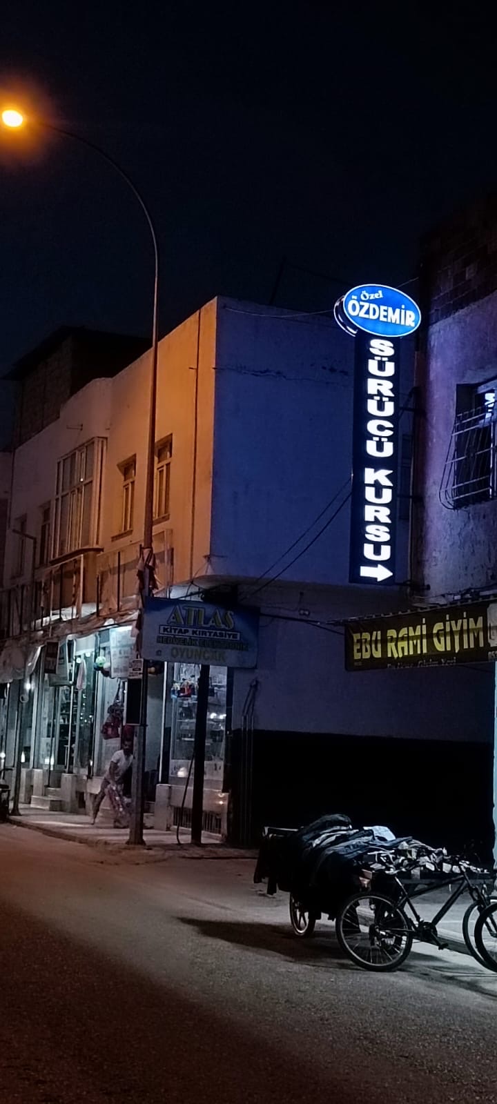 Özdemir Taşıt Sürücü Kursu