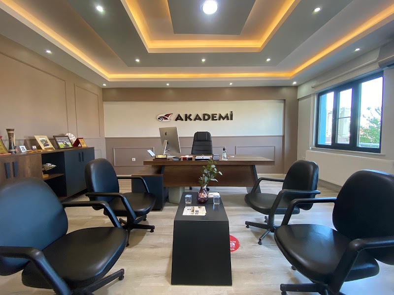 Akademi Sürücü Kursu