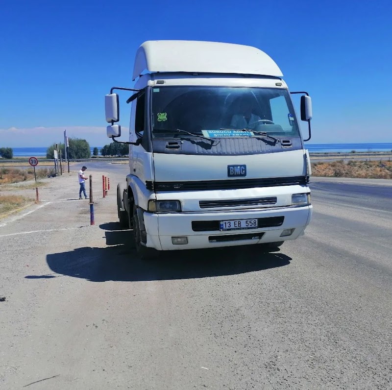 Öz Ahlat Sürücü Kursu