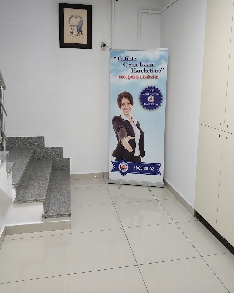 Ay Sürücü Kursu