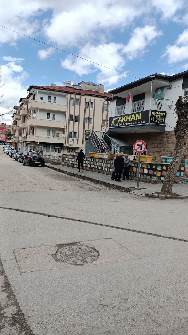 Şafak Akhan Sürücü Kursu