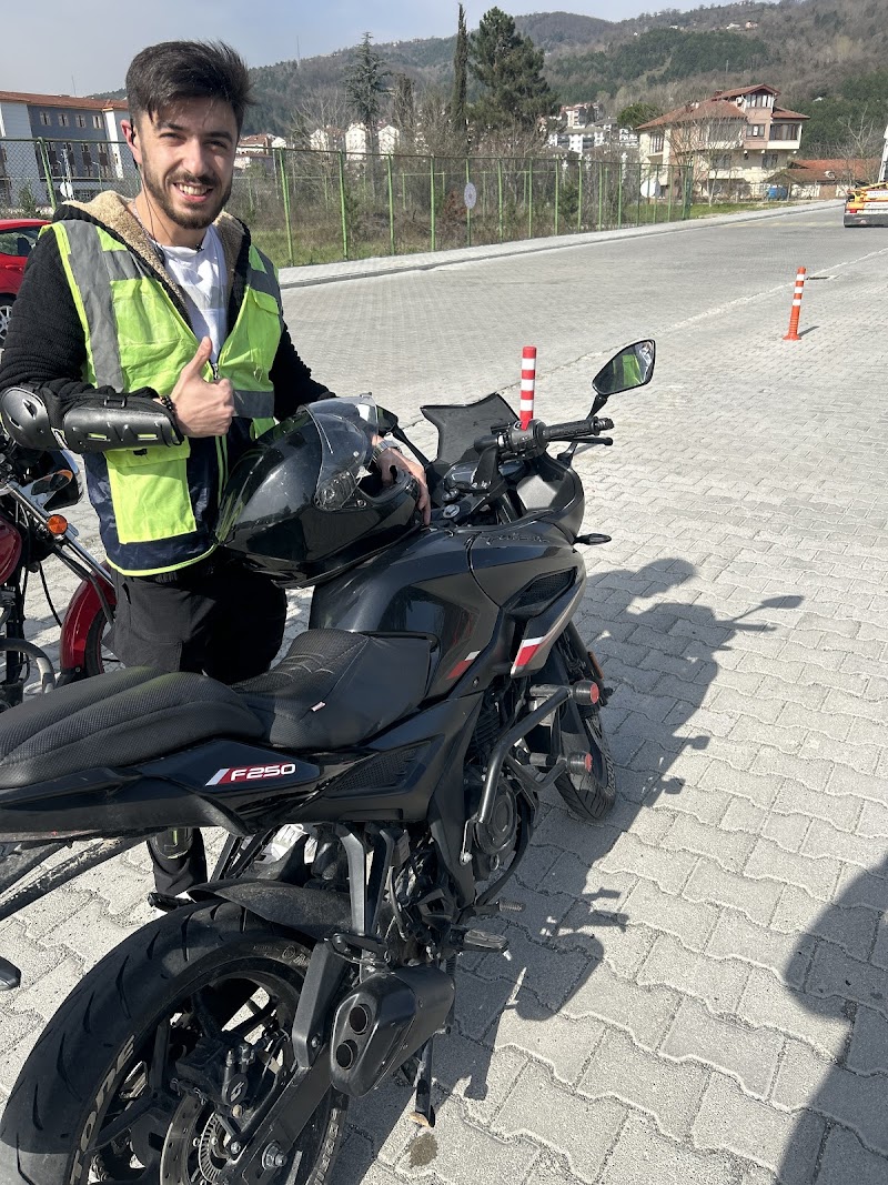 Yeni Devrek Sürücü Kursu