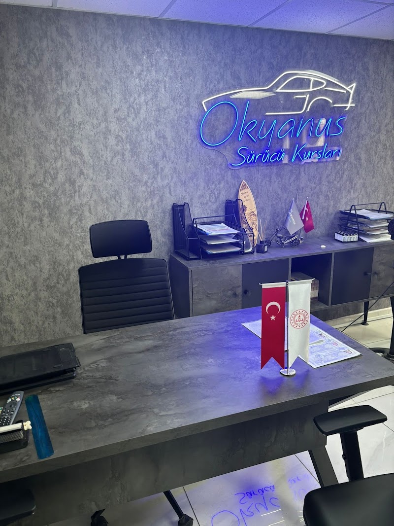 Genç Okyanus Sürücü Kursu