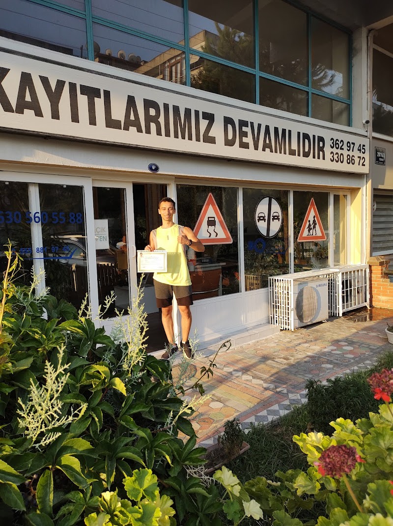 Bostanlı Sürücü Kursu