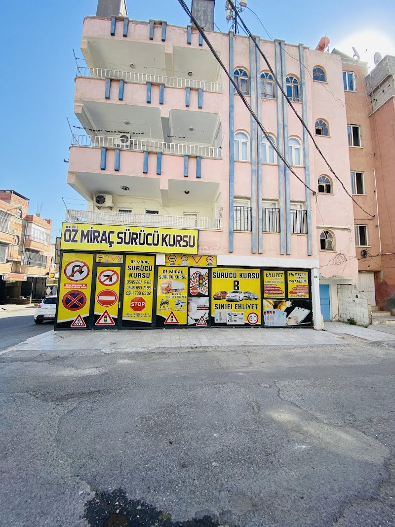 Öz Miraç Sürücü Kursu