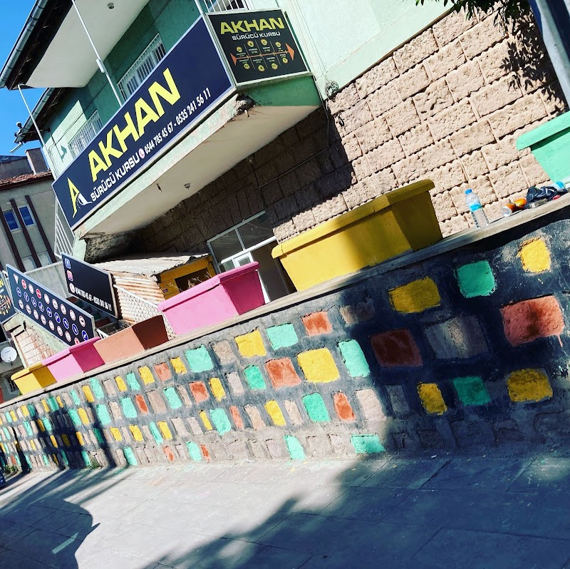 Şafak Akhan Sürücü Kursu