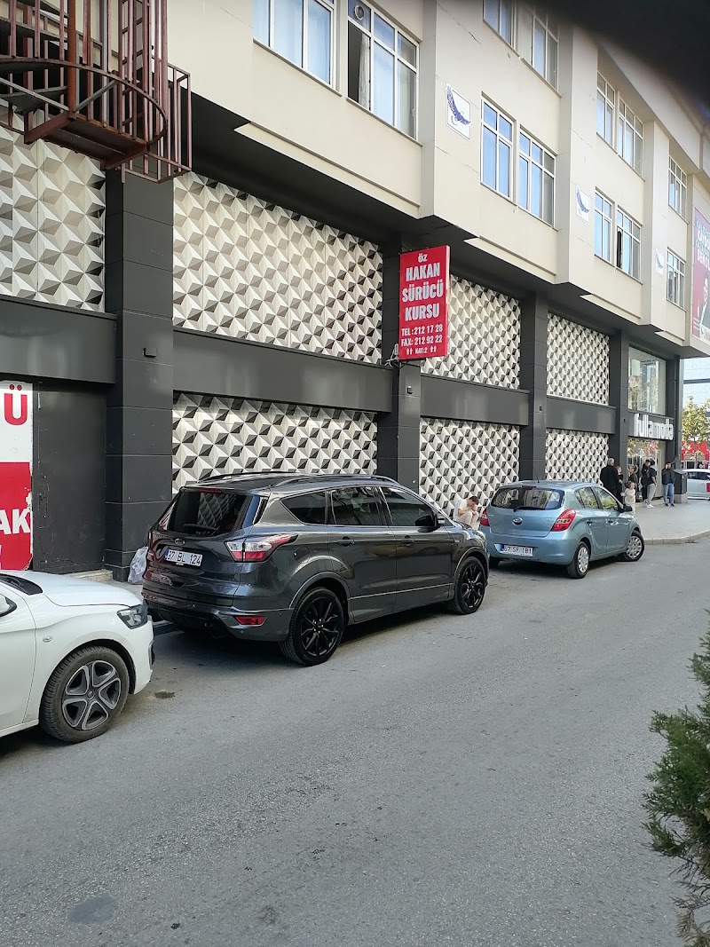 Öz Hakan Sürücü Kursu