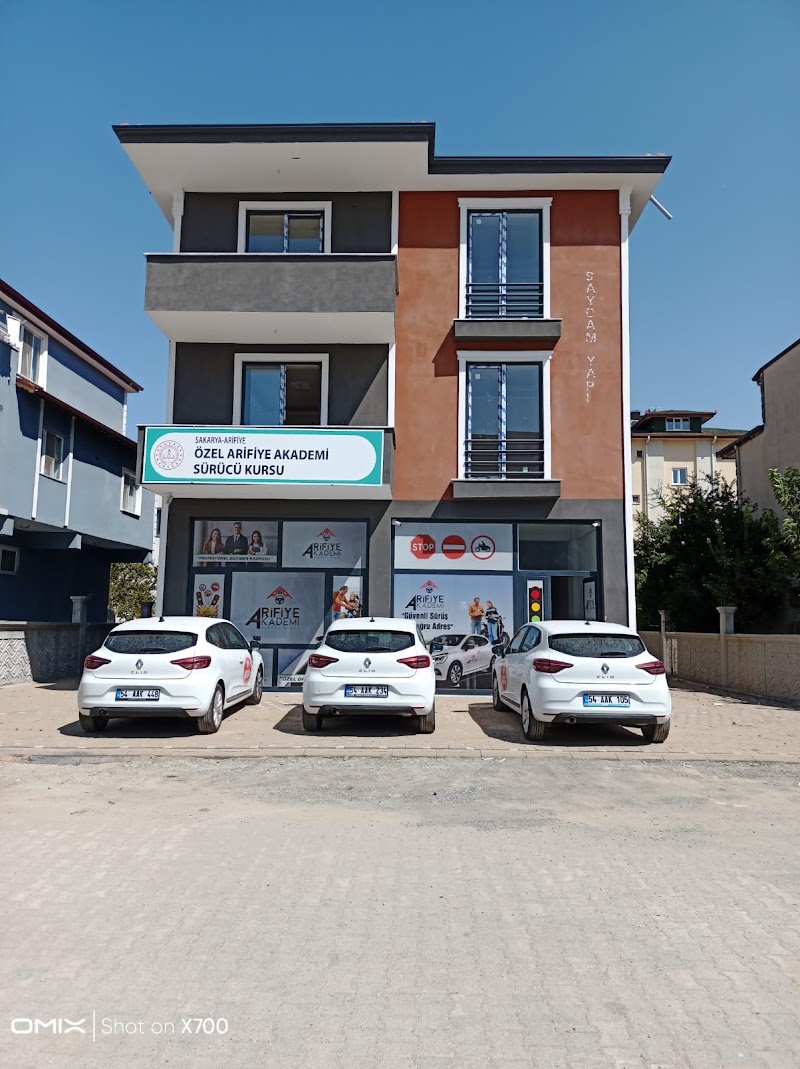 Arifiye Akademi Sürücü Kursu