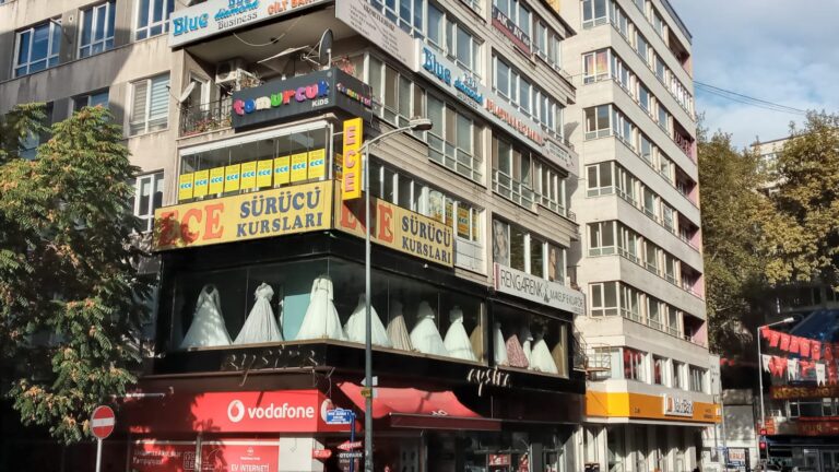 İlk Ece Sürücü Kursu