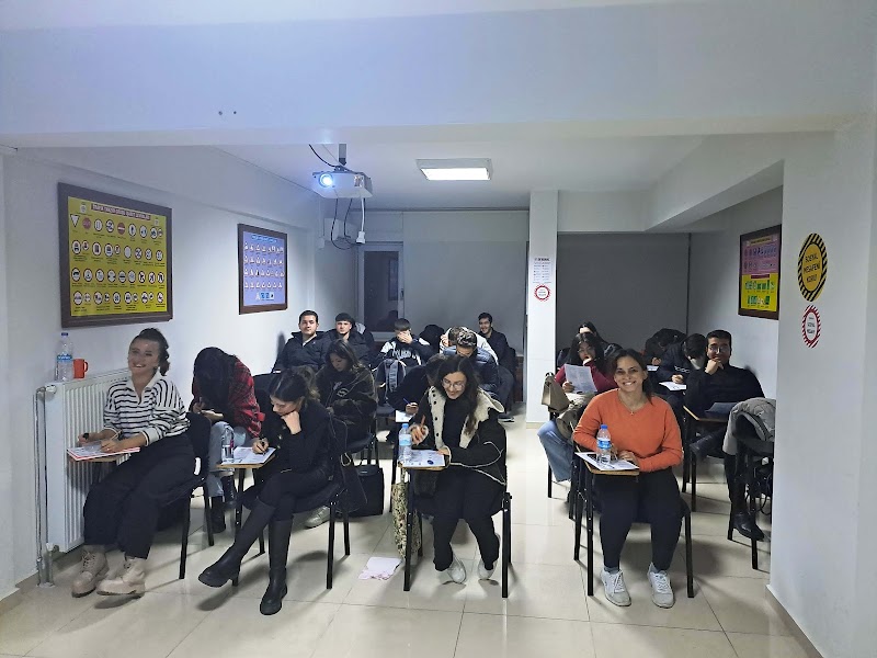 Demiroğulları Taşıt Sürücü Kursu