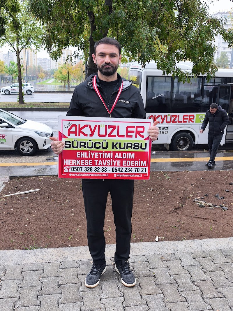 Akyüzler Vip Sürücü Kursu