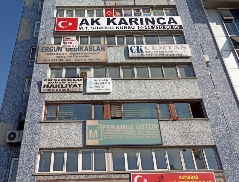 Ak Karınca Sürücü Kursu