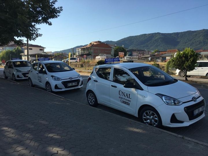 Ünal Taşıt Sürücü Kursu