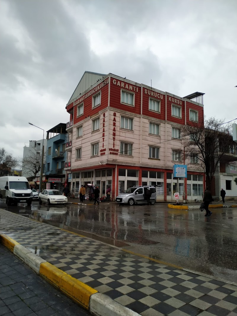 Öz Garanti Sürücü Kursu (Merkez Şubesi)