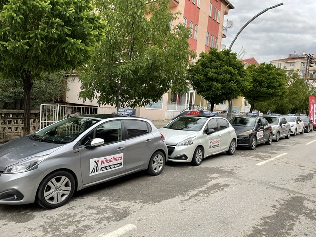 Yüksel İmza Sürücü Kursu
