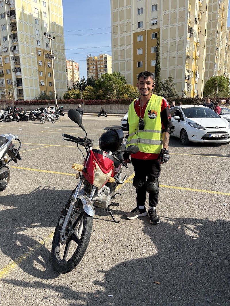 Baş Zirve Sürücü Kursu