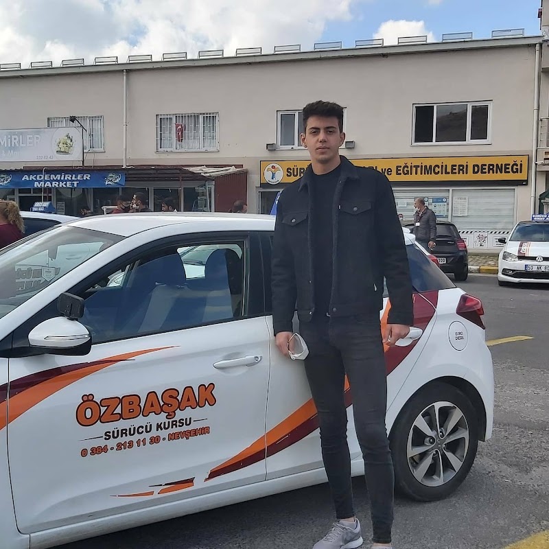 Özbaşak Sürücü Kursu