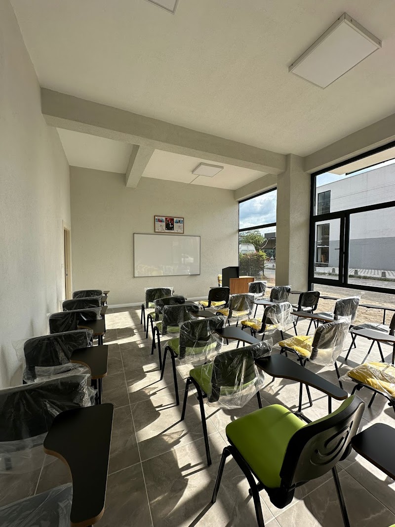 Arifiye Akademi Sürücü Kursu