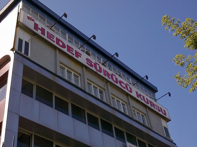 Öz İlk Hedef Sürücü Kursu