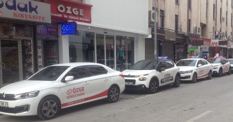Öz Özge Sürücü Kursu