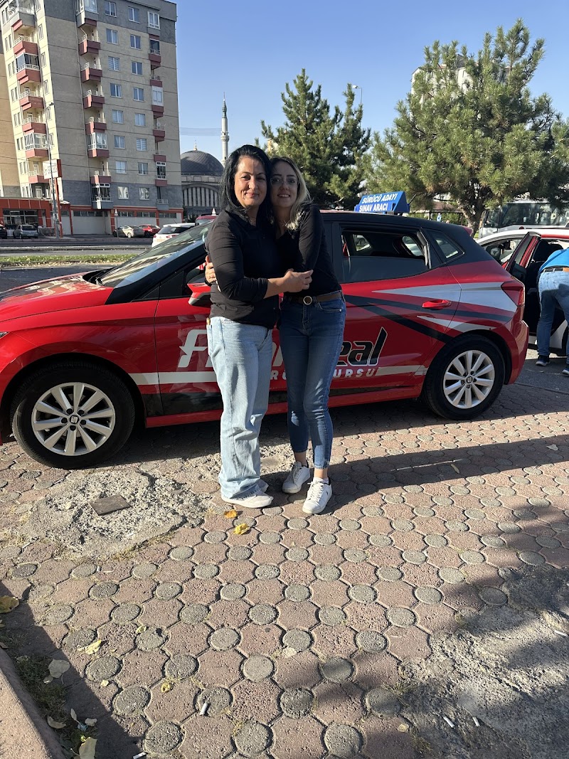 İlk Final Sürücü Kursu